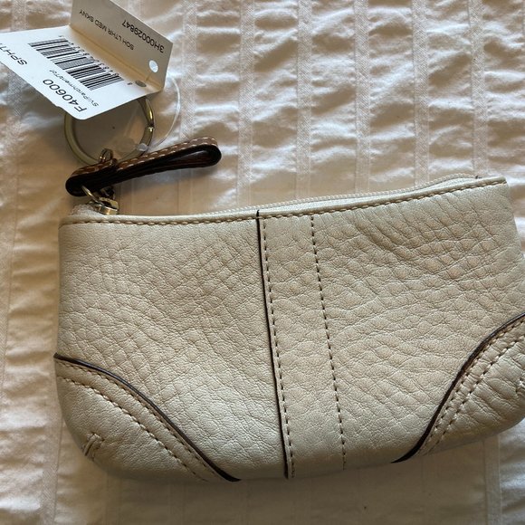 Coach Pebble Leather Change Purse - NWT - Picture 2 of 7